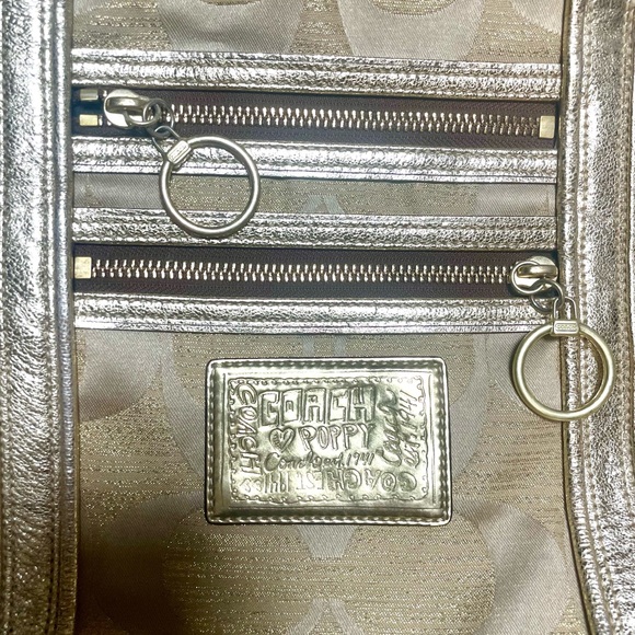 Coach Poppy Gold Signature Tote Bag With Two Original Hangtags - Picture 7 of 17